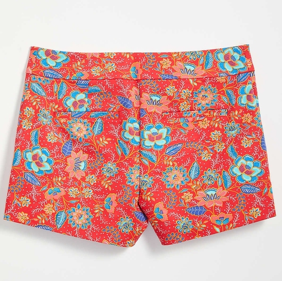 LOFT floral mid rise tailored shorts, 43", red - Picture 3 of 11